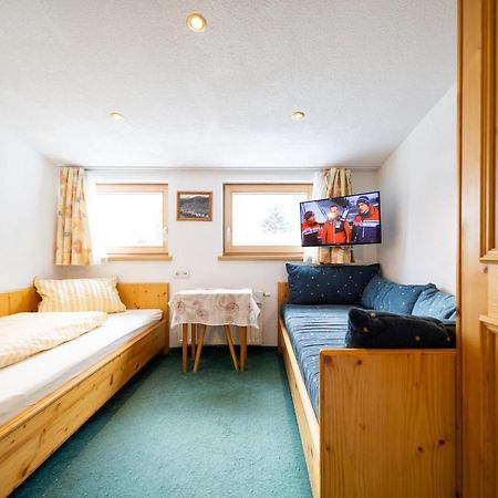 Haus Rosmarie Daire Sankt Anton am Arlberg Dış mekan fotoğraf