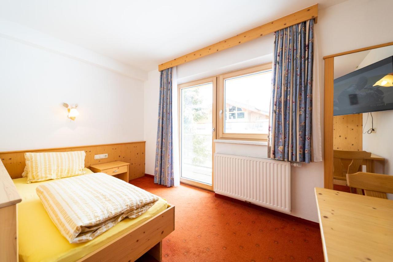Haus Rosmarie Daire Sankt Anton am Arlberg Dış mekan fotoğraf