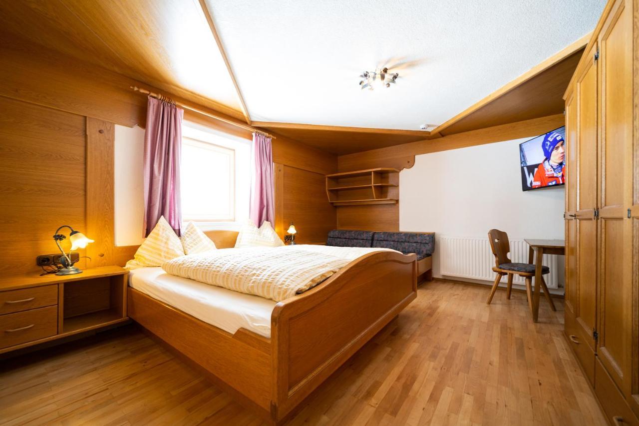 Haus Rosmarie Daire Sankt Anton am Arlberg Dış mekan fotoğraf