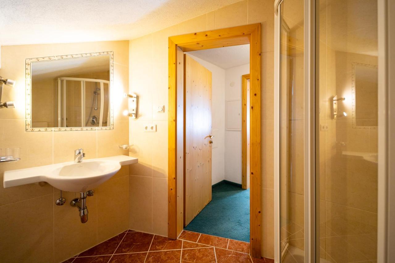 Haus Rosmarie Daire Sankt Anton am Arlberg Dış mekan fotoğraf
