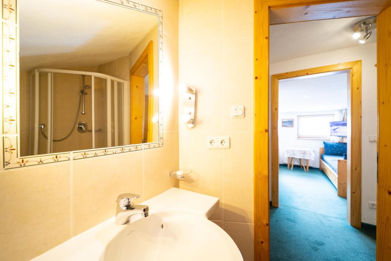 Haus Rosmarie Daire Sankt Anton am Arlberg Dış mekan fotoğraf