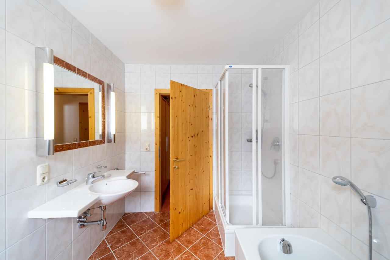Haus Rosmarie Daire Sankt Anton am Arlberg Dış mekan fotoğraf