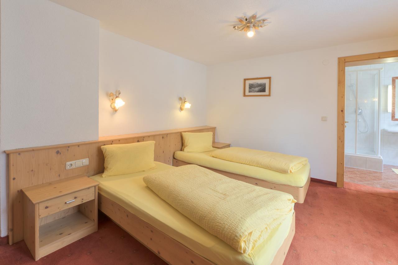 Haus Rosmarie Daire Sankt Anton am Arlberg Dış mekan fotoğraf