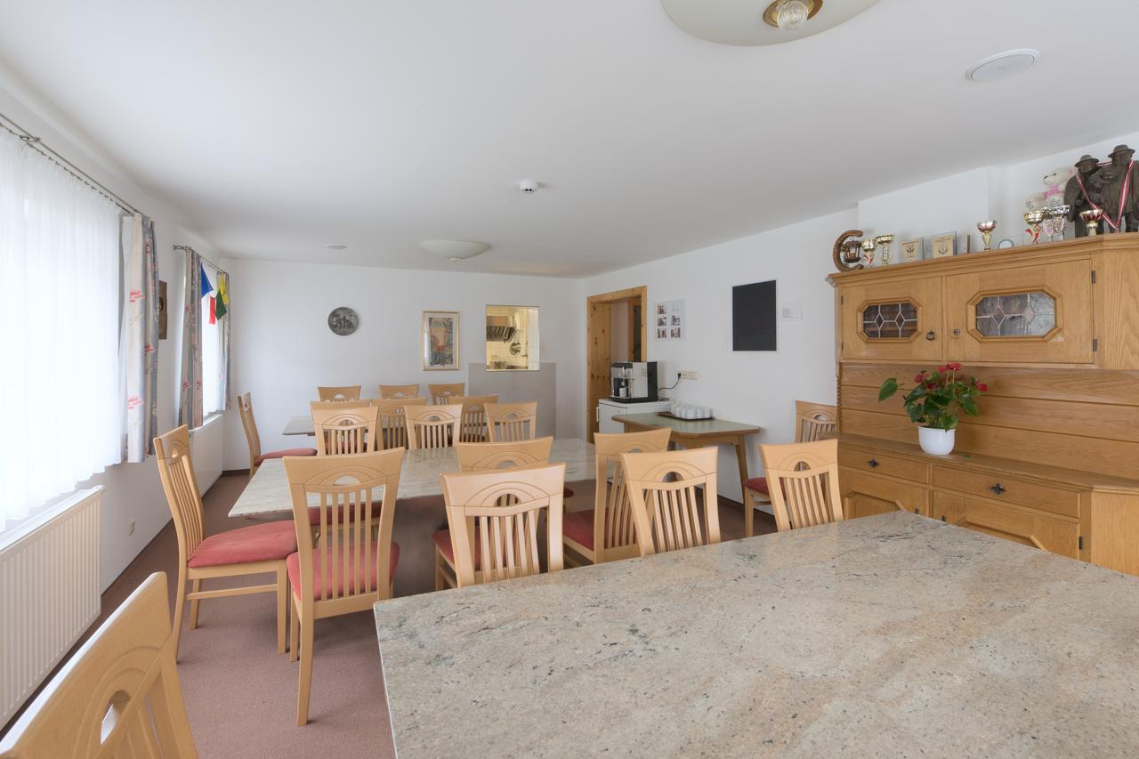 Haus Rosmarie Daire Sankt Anton am Arlberg Dış mekan fotoğraf